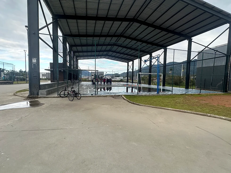 Cancha de fútbol sala de la Plaza de Morretes