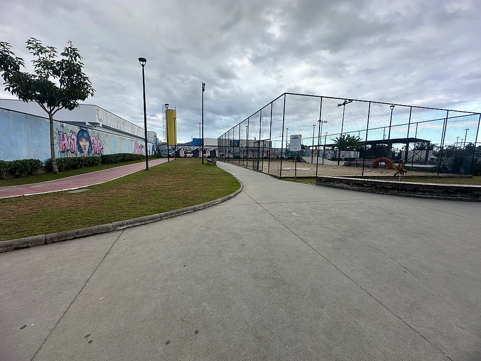 Otra cancha de la Plaza de Morretes